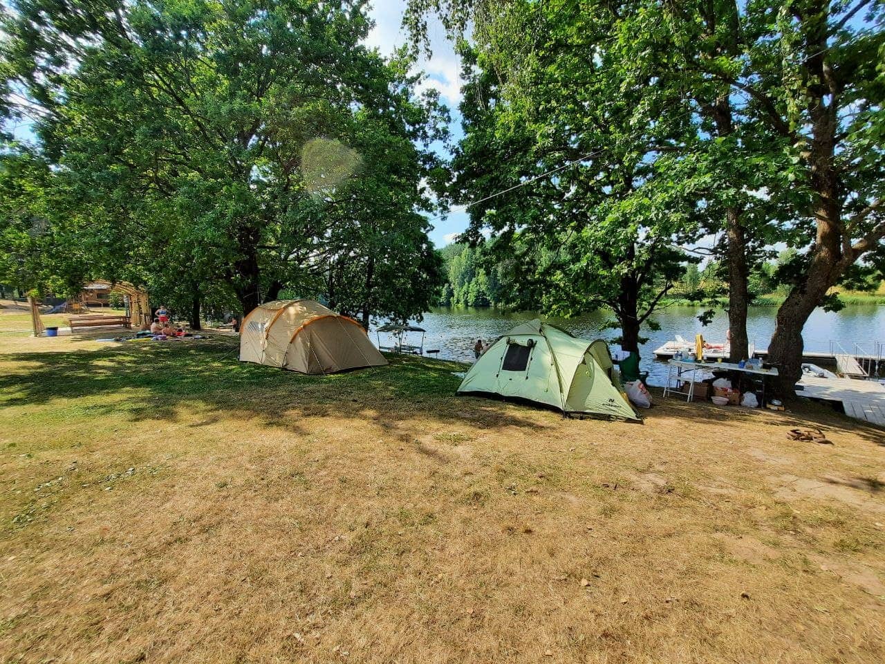 Кемпинги и палатки